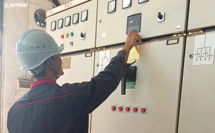 無(wú)功補(bǔ)償控制器