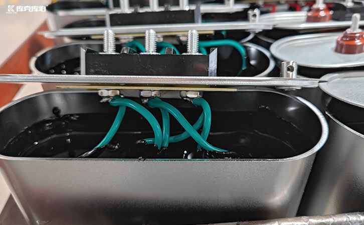 電力補償電容器